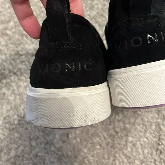 Vionic Black Slip-On Sneakers Kimmie Perf - women’s ladies wide 8.5 - Picture 11 of 12